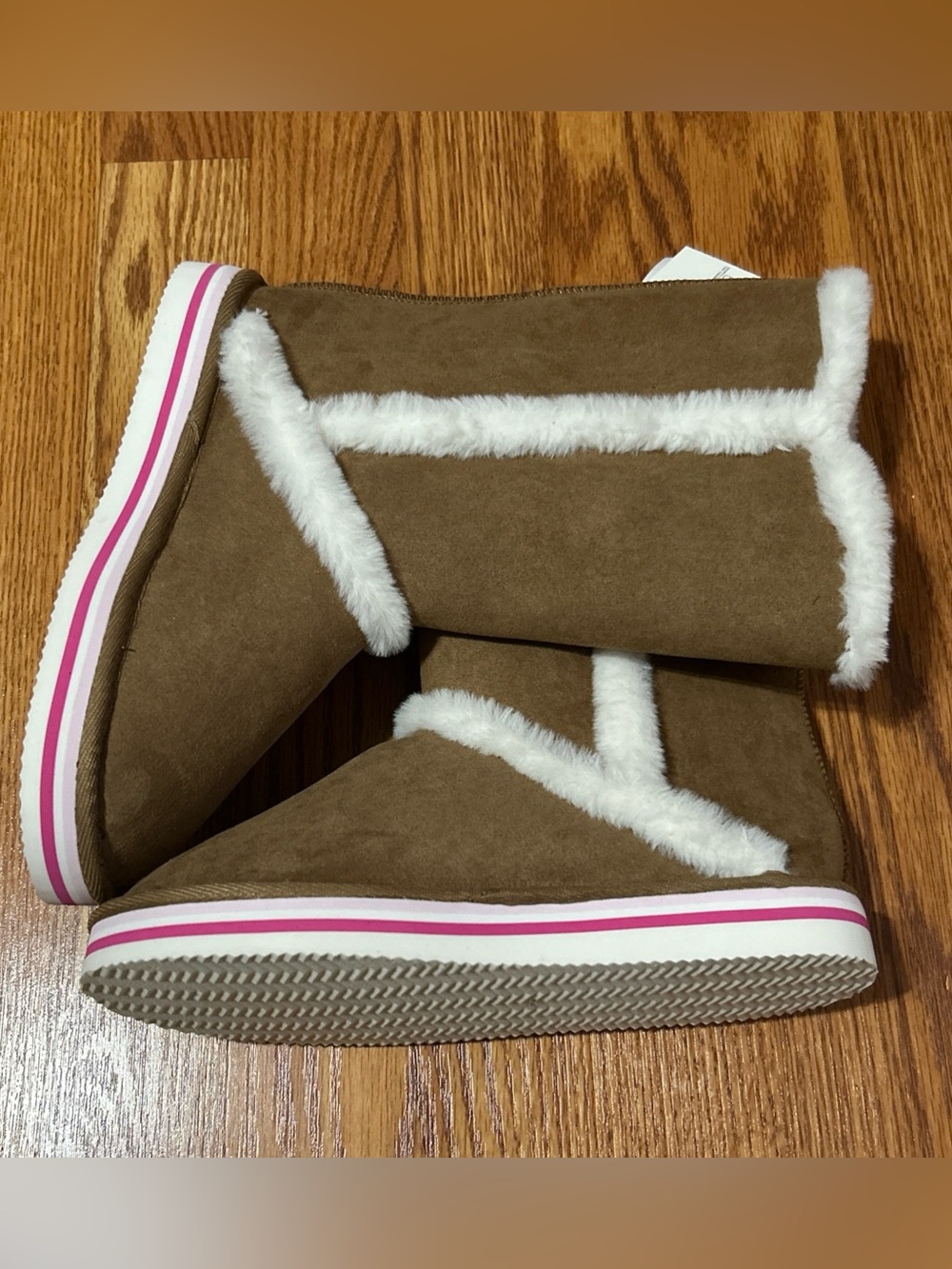 NWT Old Navy Tall Tan Cozy Boots Faux Suede Material Fur Lined Girl's Size 4